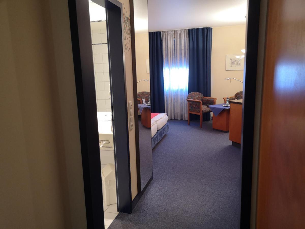 Main Hotel Eckert 3 Margetshoechheim Exterior photo